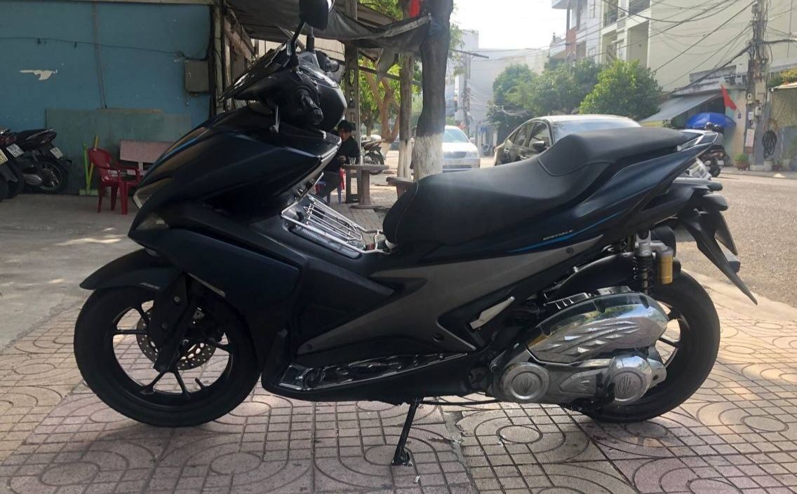 Продам Yamaha NVX 125. Smart Key (бесключевой доступ), 2018 год. Своевременное обслуживание в Yamaha центре. Документы в
