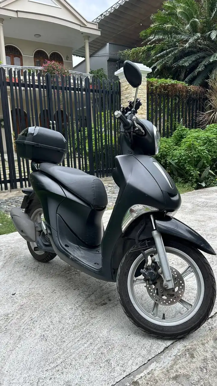 Продается Yamaha Janus 125 кубов 2017 год. Очень хорошее внешнее и тех состояние. Обслужен вариатор , недавно меняли кол
