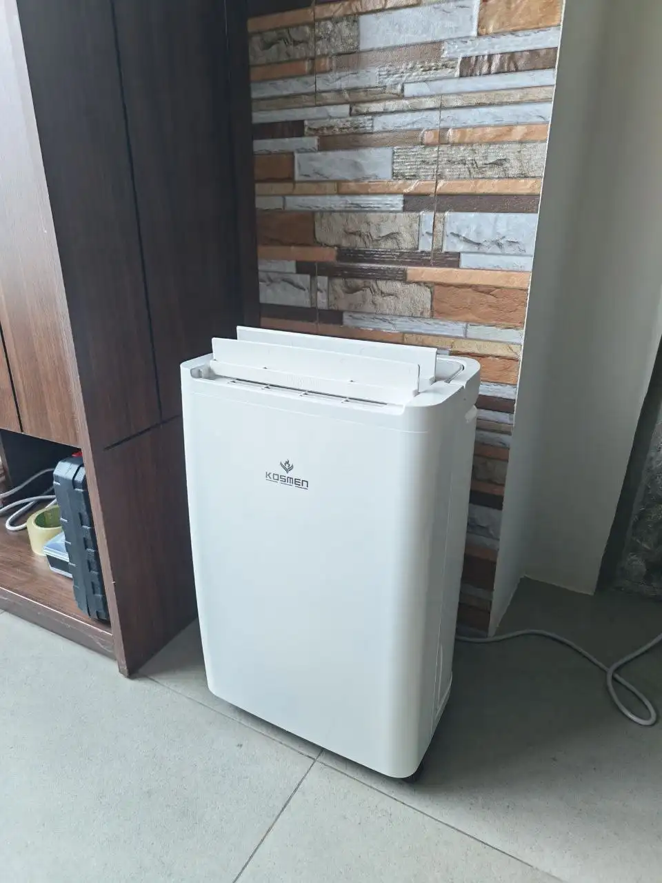 Продам осушитель воздуха Kosmen KM-12W — 2 000 000 VND.