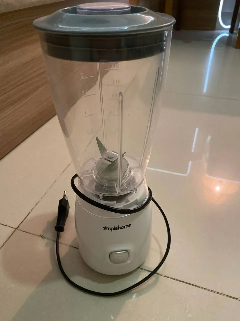 Продам блендер Simplehome BL3326D