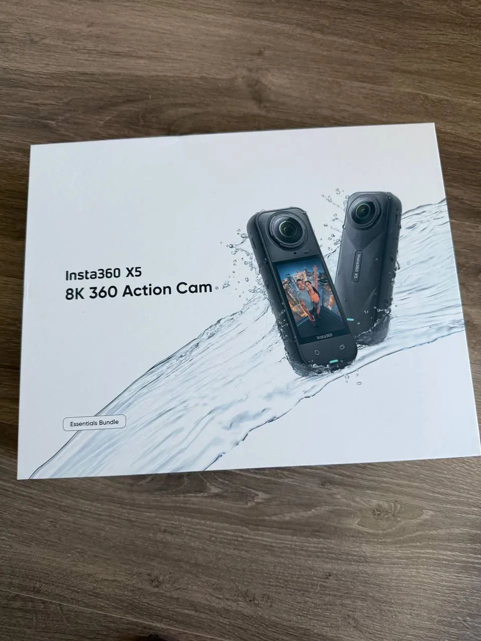 Продам Insta360 x5