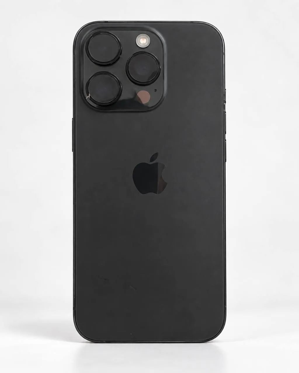 📱 iPhone 16 Pro 128 ГБ — чёрный