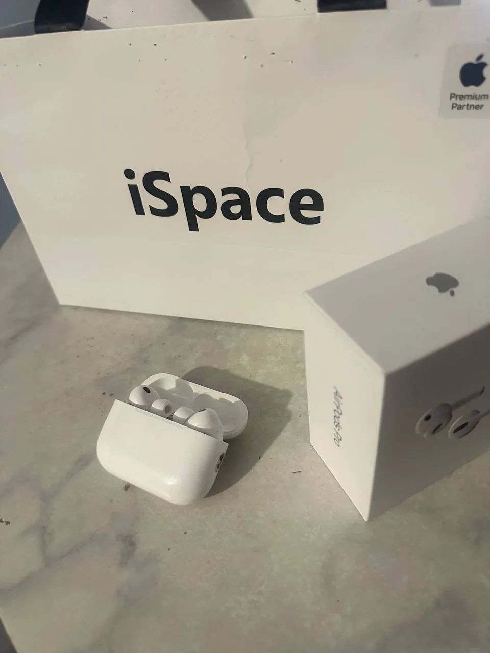 Apple AirPods Pro (3rd generation) MFHP4 White 🎧