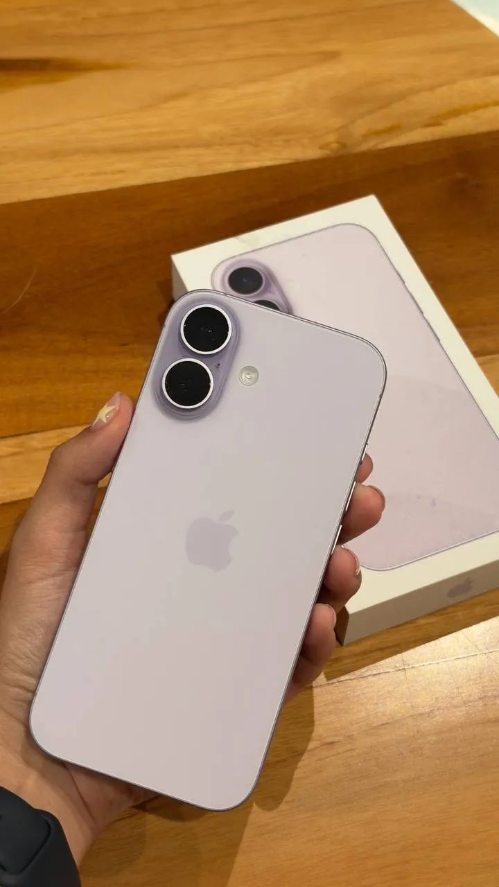 Продаю iPhone 17