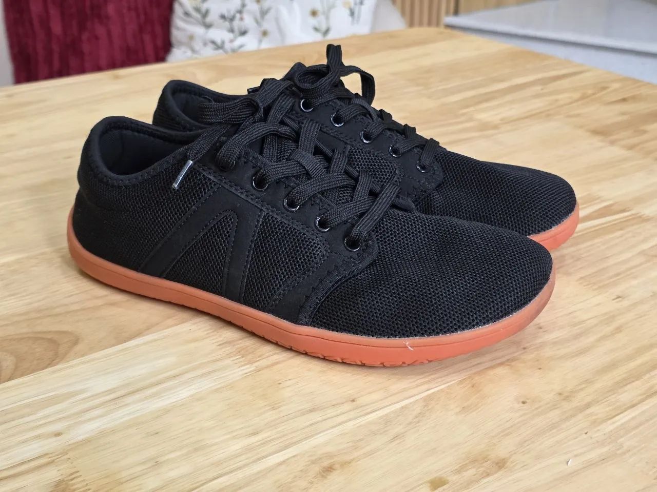 👟 Чёрные кроссовки
