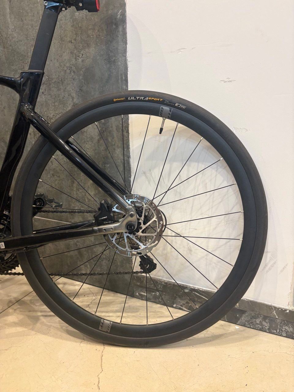 SpecDetailsModelGIANT FCR 1 2025 — Size M
