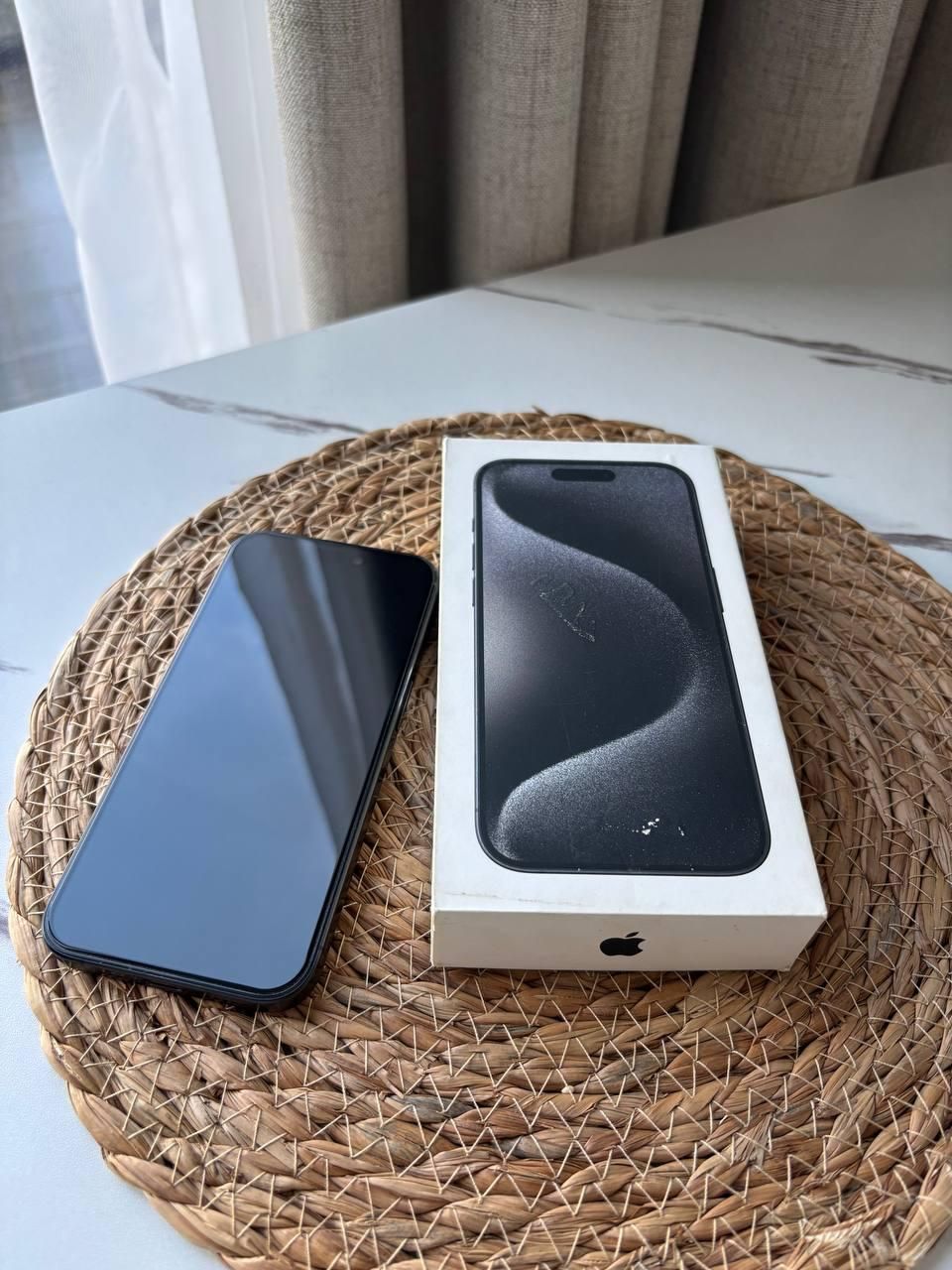 Всем привет! Продам iPhone 15 Pro 256 GB, Black Titanium