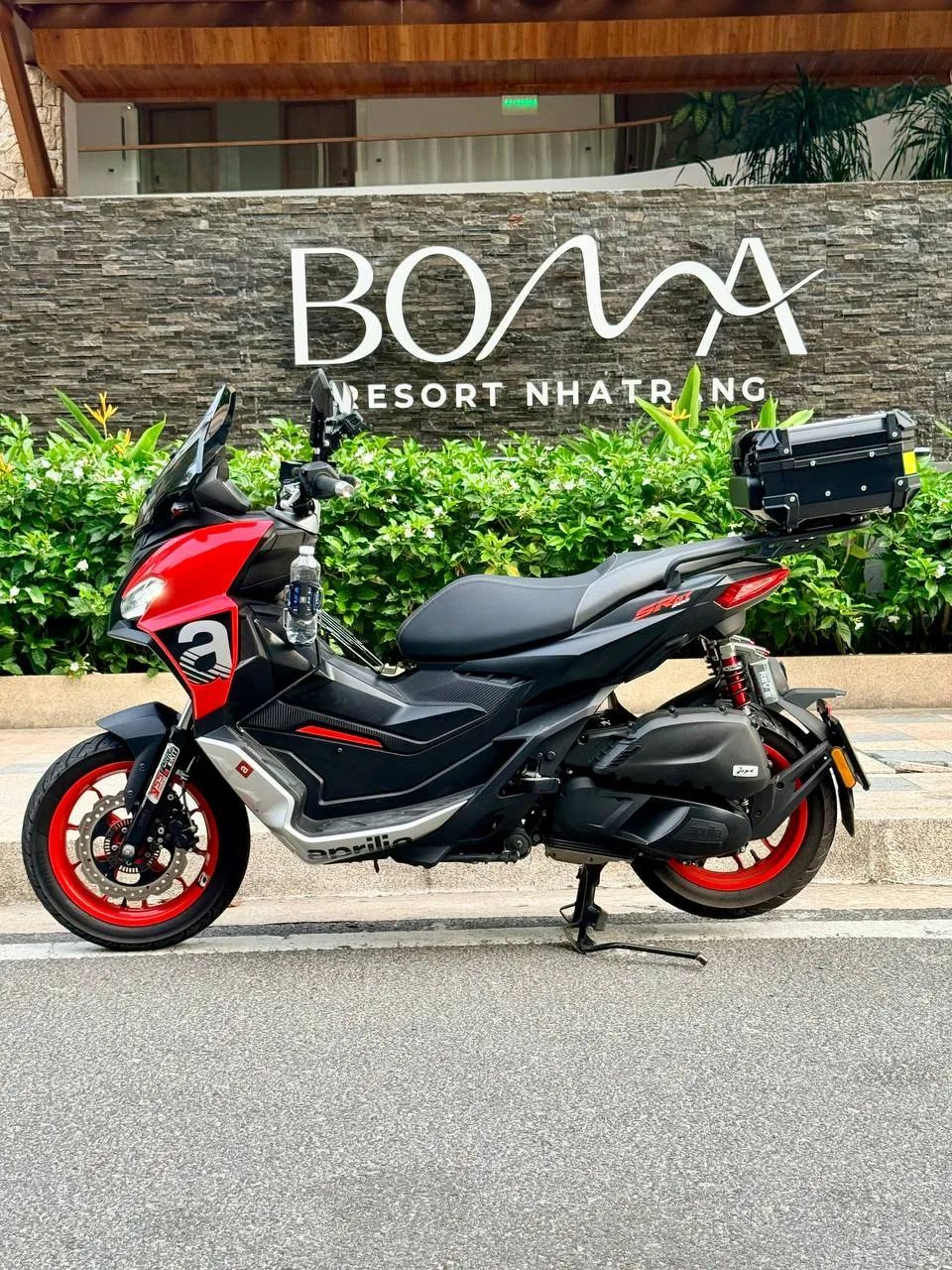 🚬 APRILIA SR GT 200 🚬