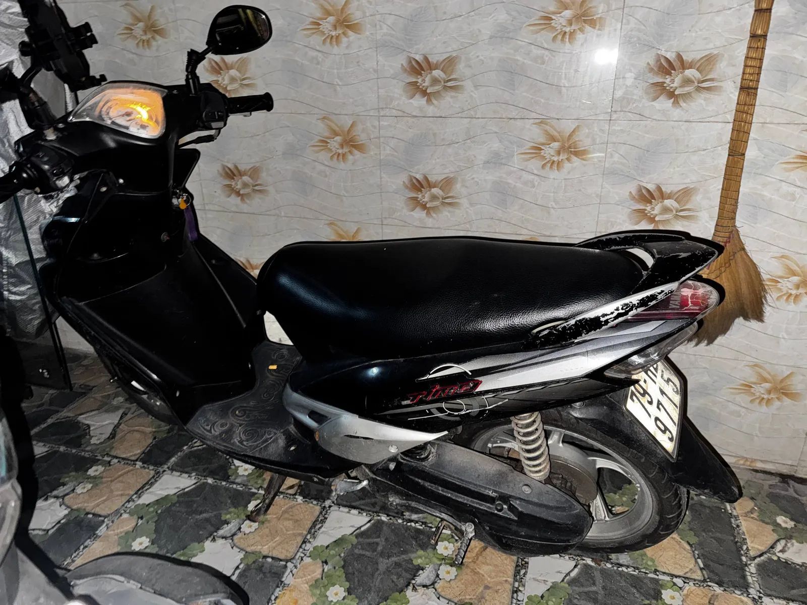 Продам Yamaha Ultimo Mio, на ходу, документы есть, все вопросы в л.с.