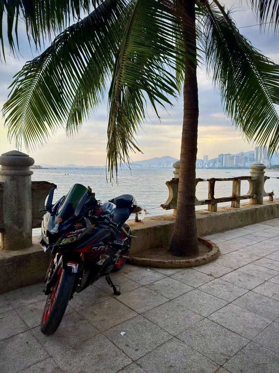 🏍️ Yamaha R15 V3 2020 — 20 000 000 ₫ (возможен торг)