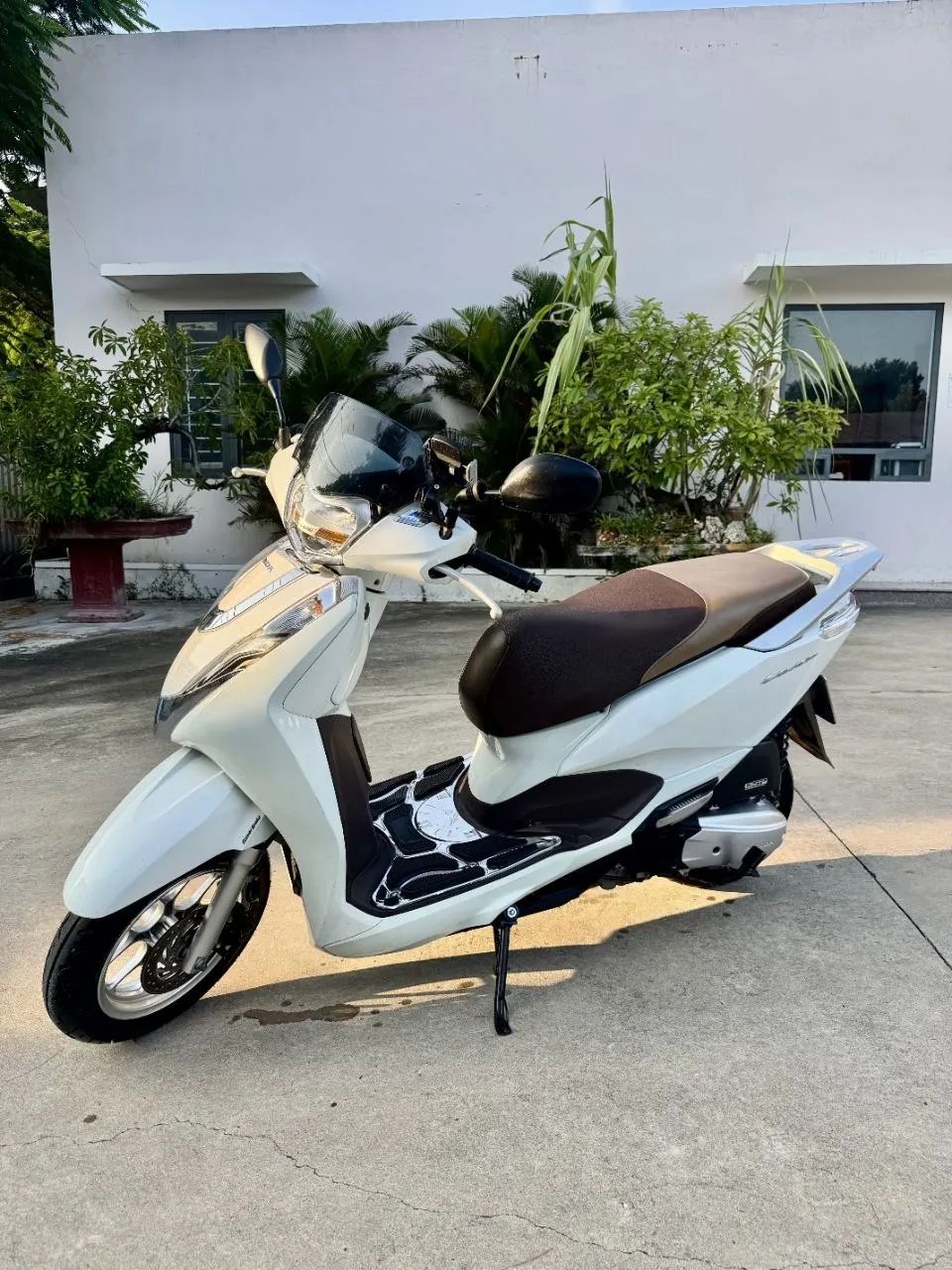 Здравствуйте. Продаю Honda Lead 125, 2018 года.