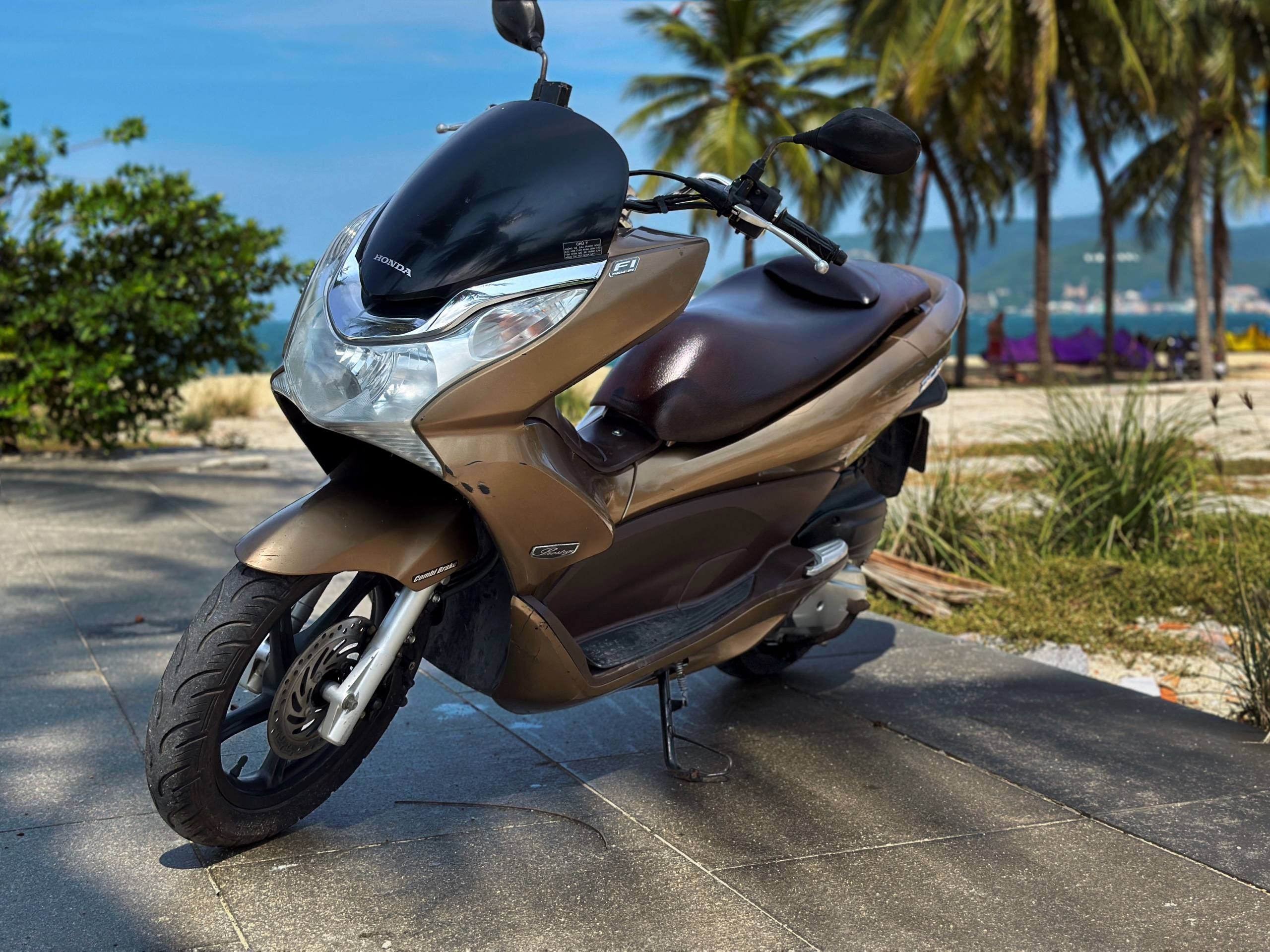 Honda PCX, 2011 год